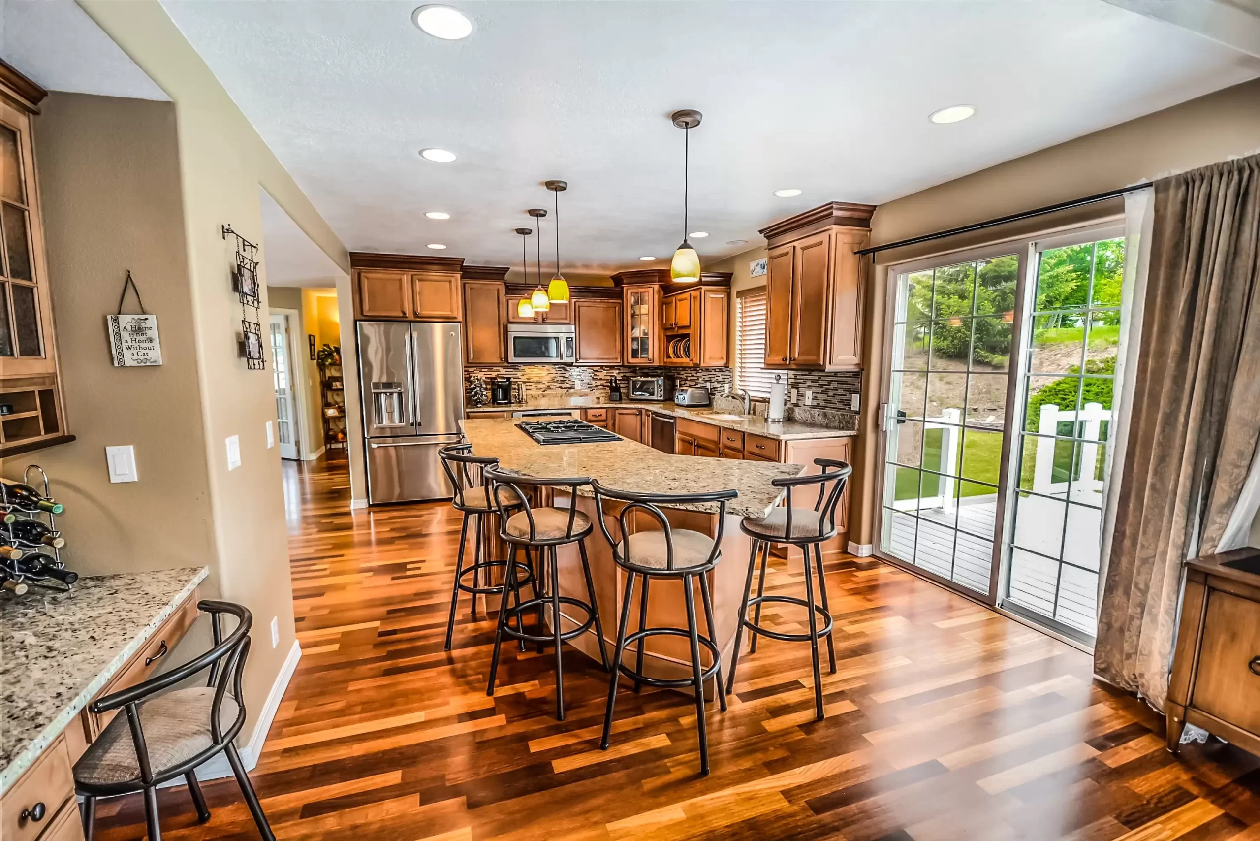 appliances-architecture-ceiling-534151